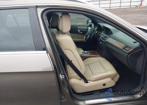 2013 Mercedes-Benz E 350 4Matic из США, поврежденный, VIN WDDHH8JB9DA682165